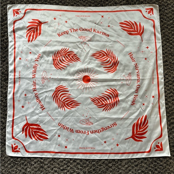 Fable and Mane Scarf - Picture 1 of 4